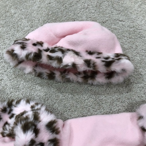 Cute baby pink jacket and hat - Picture 4 of 7